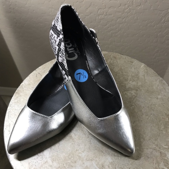 🎉NWOT-CIRCUS BY SAM EDELMAN- POINT TOE FLATS - Picture 2 of 8